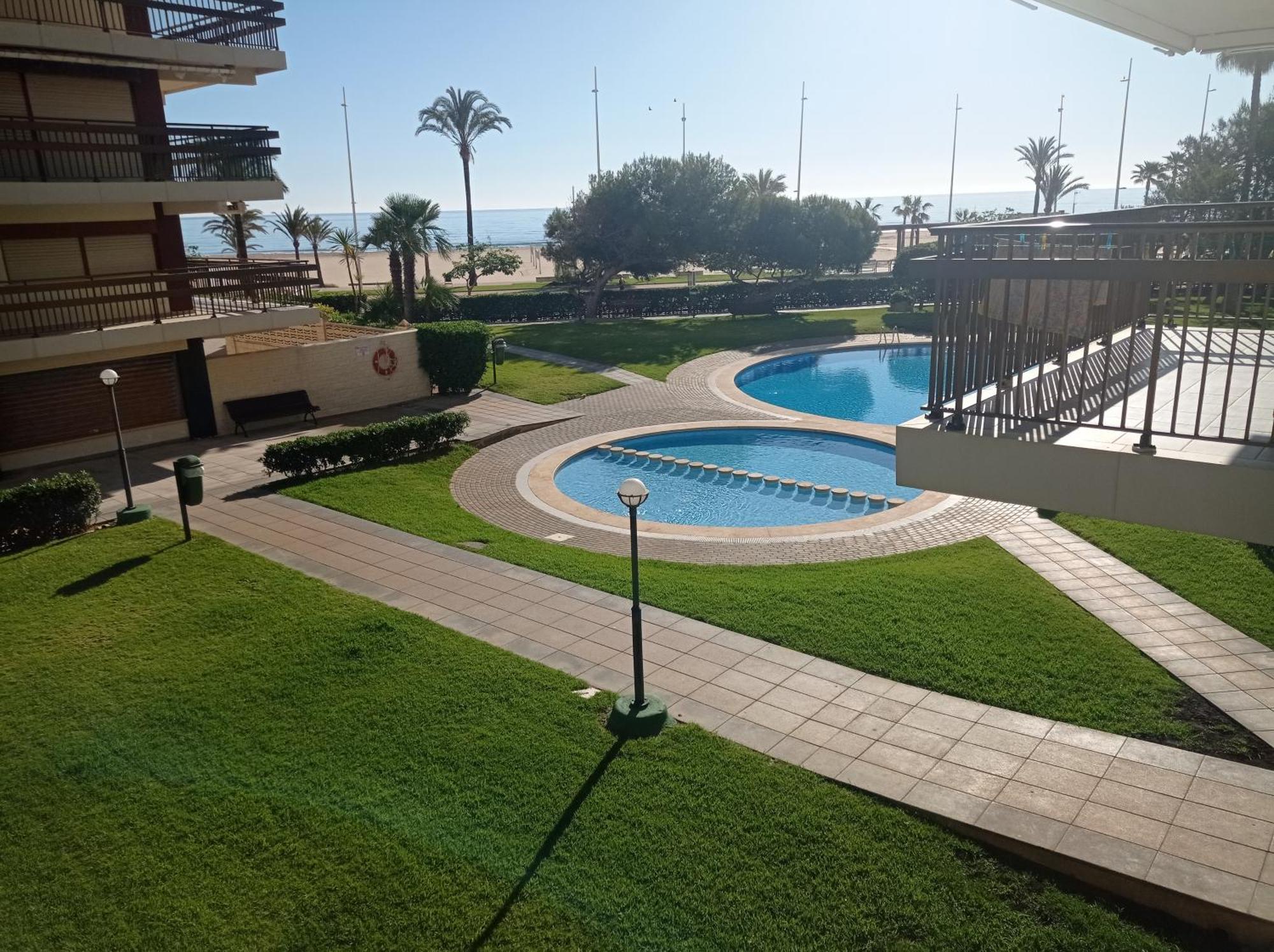 Manila Solo Familias Serviplaya Gandía Εξωτερικό φωτογραφία