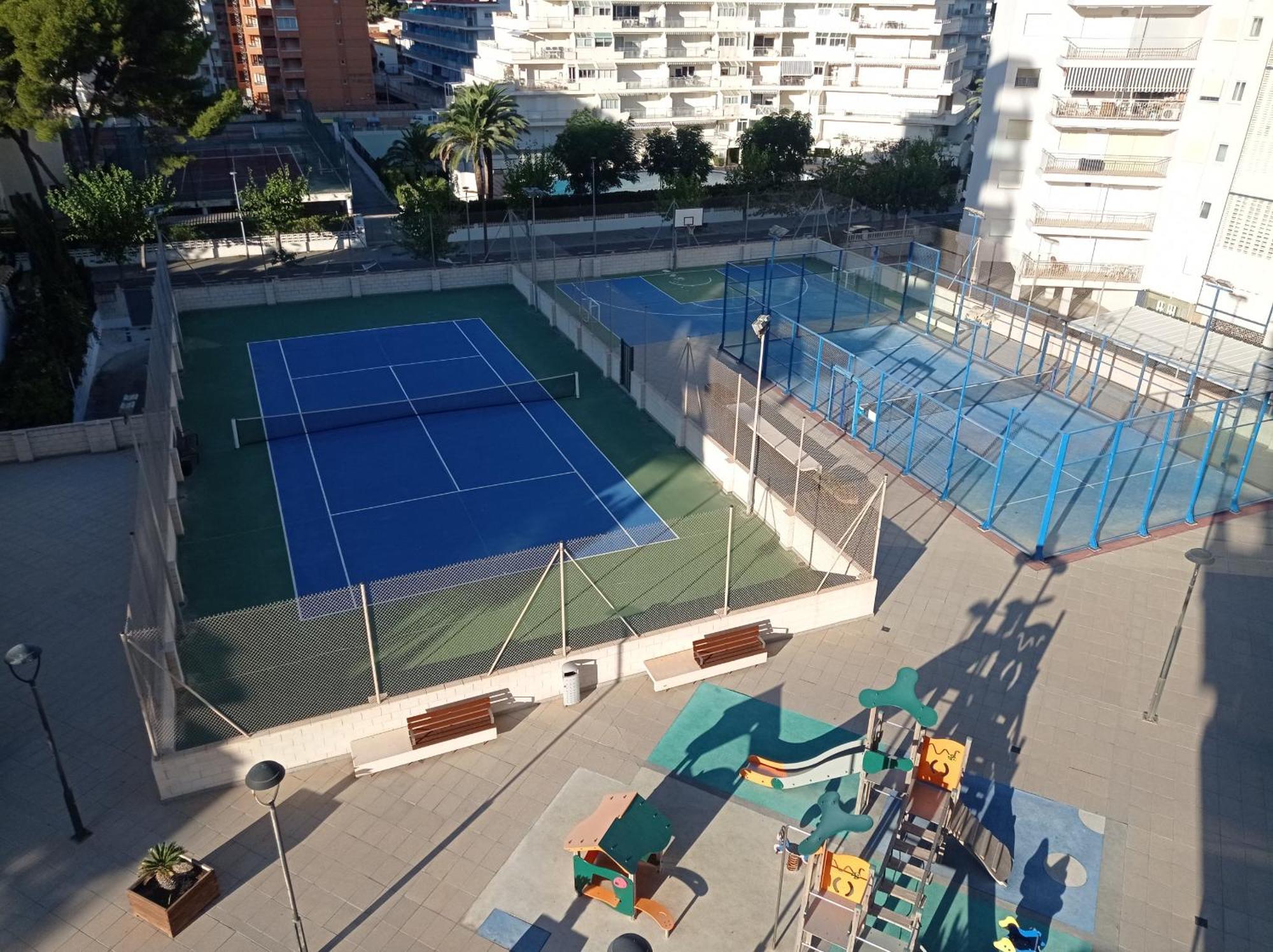 Manila Solo Familias Serviplaya Gandía Εξωτερικό φωτογραφία